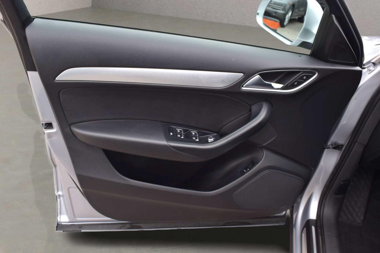 2016 Audi Q3 Progressiv AWD Navi Panoramic Sunroof Photo
