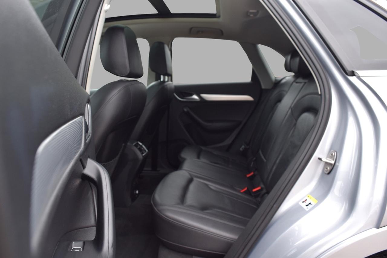 2016 Audi Q3 Progressiv AWD Navi Panoramic Sunroof Photo