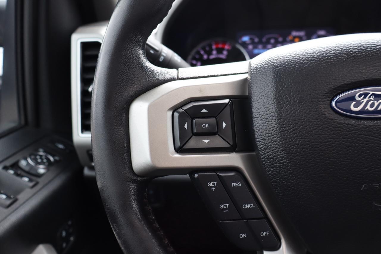 2020 Ford F-250 LARIAT Crew Cab 4WD Diesel Powerstroke Photo