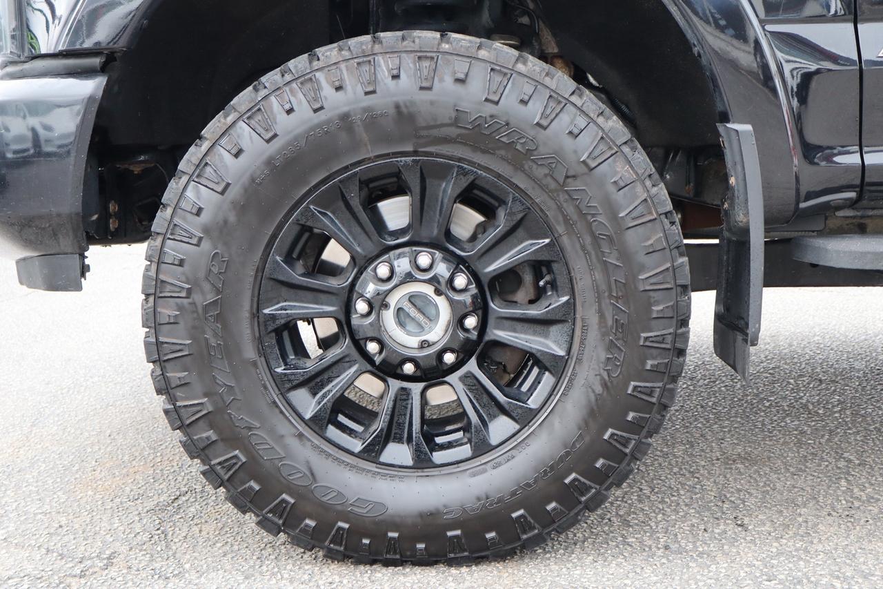 2020 Ford F-250 LARIAT Crew Cab 4WD Diesel Powerstroke Photo