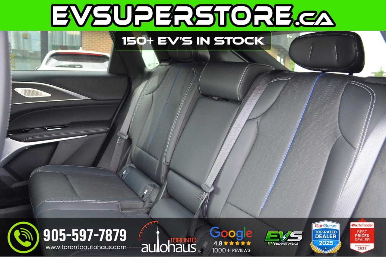 2024 Cadillac LYRIQ LUXURY 2 I 600E4 I AWD Photo
