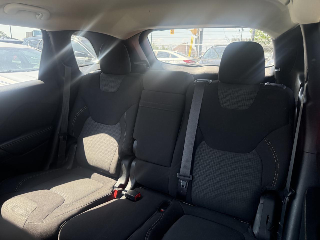 2015 Jeep Cherokee *** 3 YEAR WARRANTY INCLUDED *** Photo