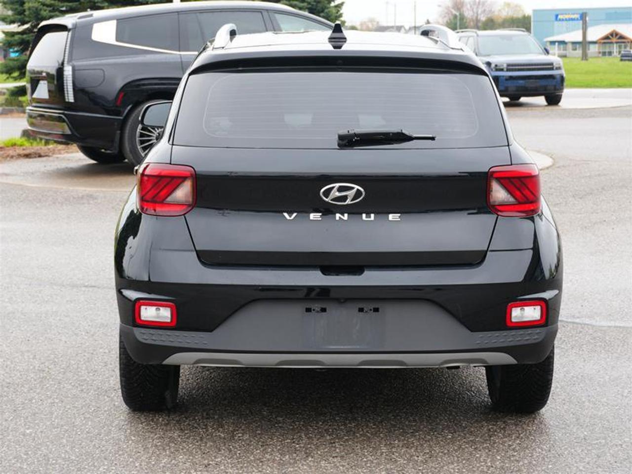 2021 Hyundai Venue Ultimate IVT w-Black Interior Photo