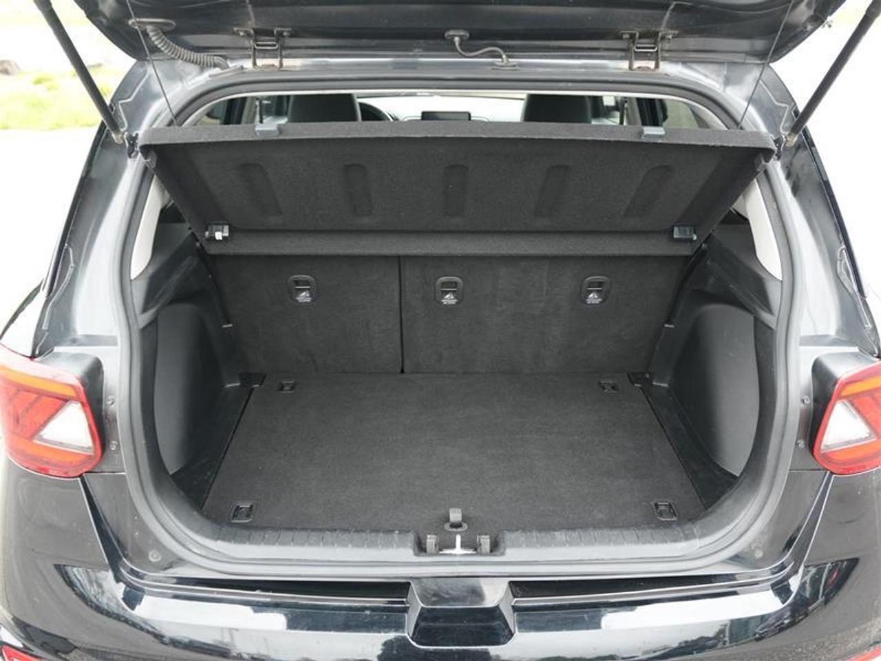 2021 Hyundai Venue Ultimate IVT w-Black Interior Photo
