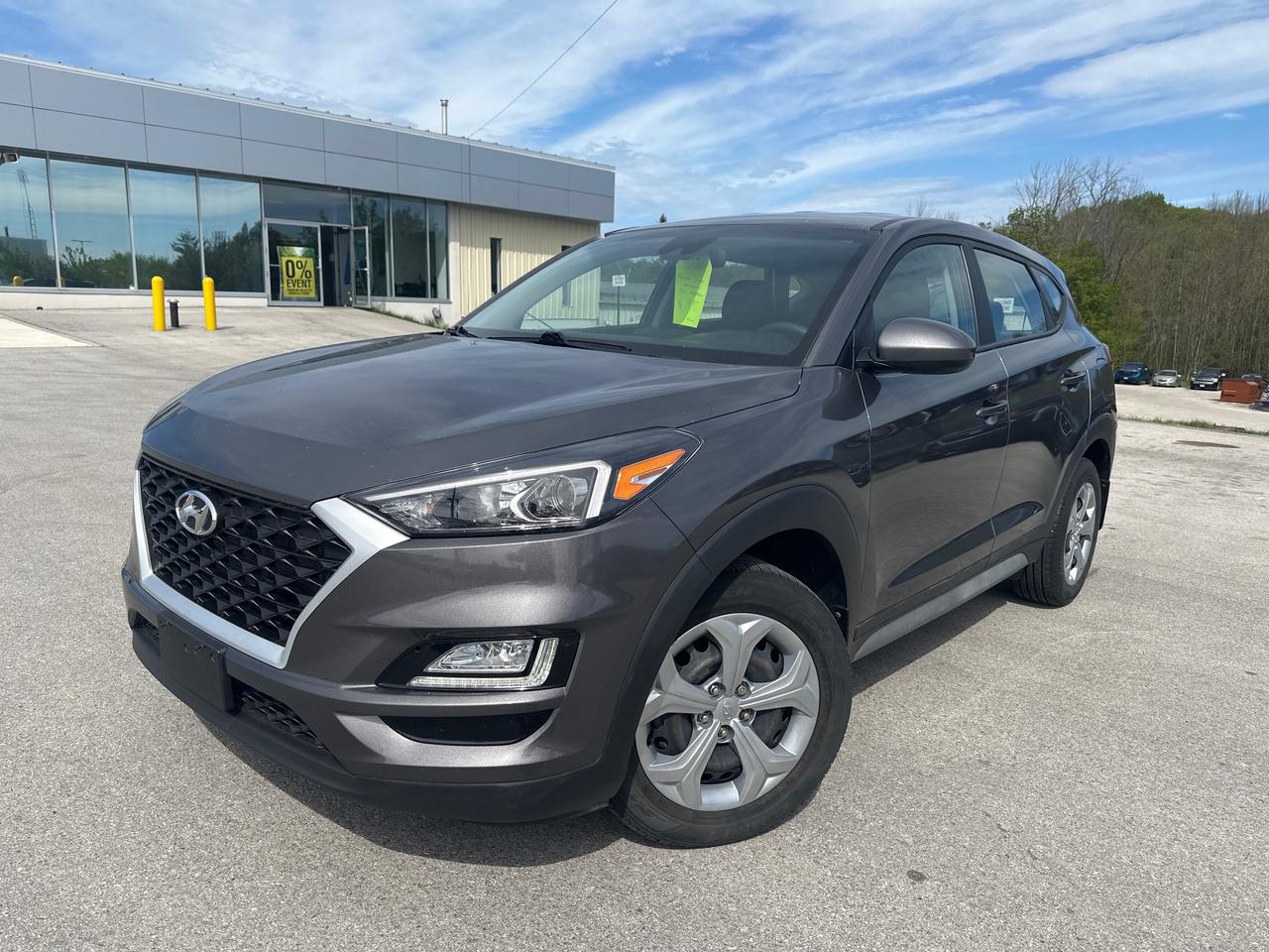 2020 Hyundai Tucson Essential 4dr Front-Wheel Drive Photo0