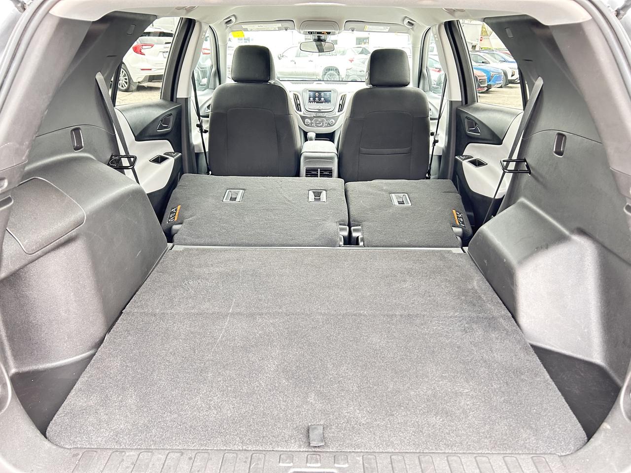 2023 Chevrolet Equinox AWD 4dr LS w-1LS Photo