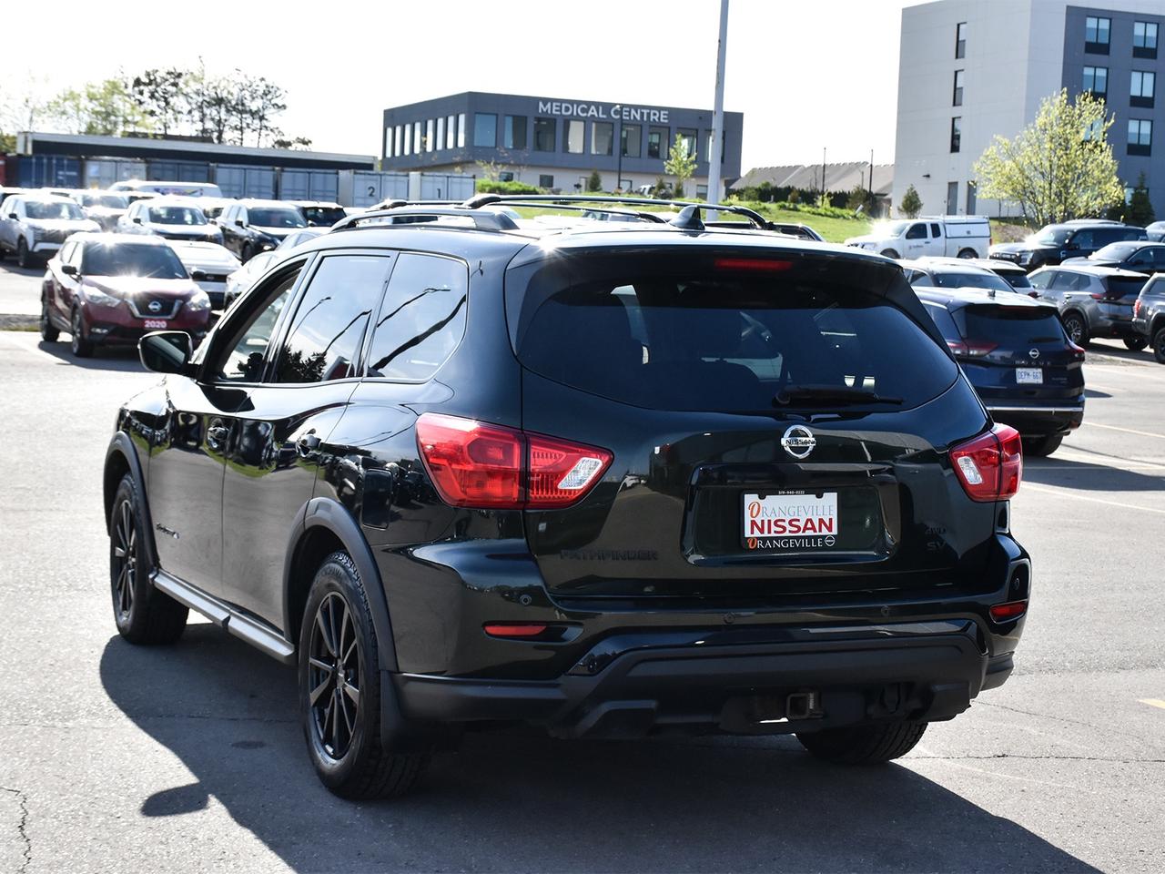 2020 Nissan Pathfinder SV Tech  - Navigation -  Heated Seats Photo3
