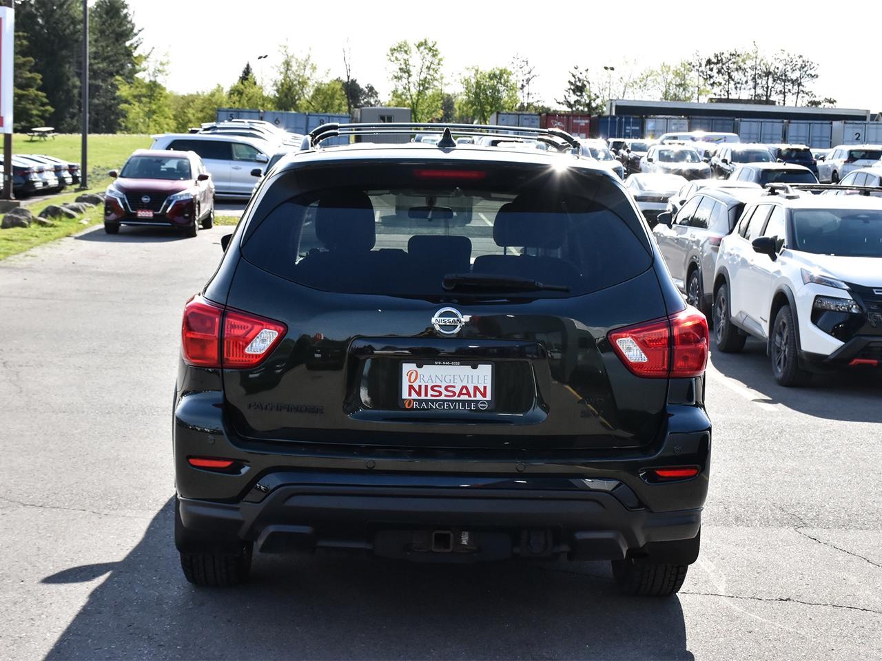 2020 Nissan Pathfinder SV Tech  - Navigation -  Heated Seats Photo