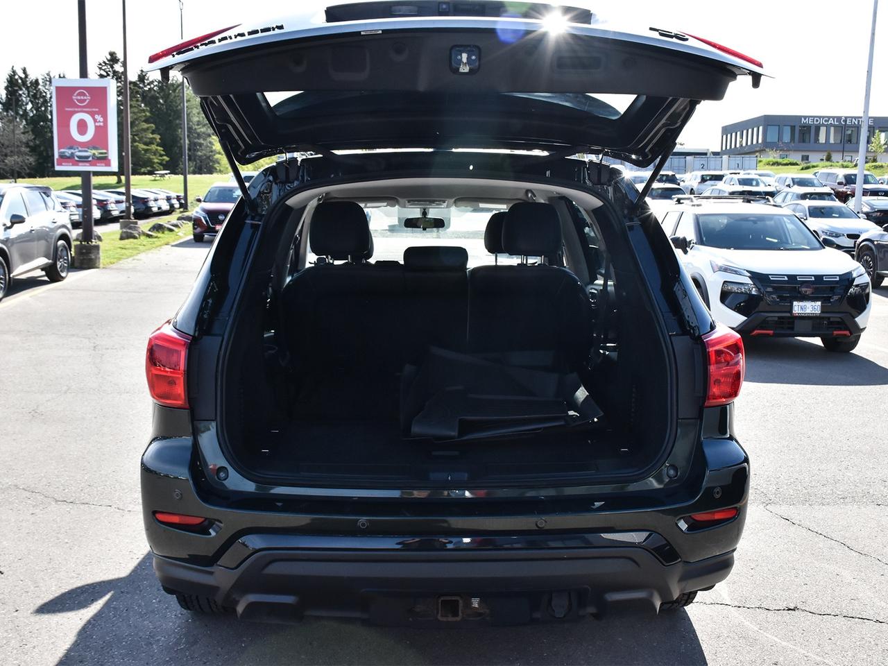 2020 Nissan Pathfinder SV Tech  - Navigation -  Heated Seats Photo