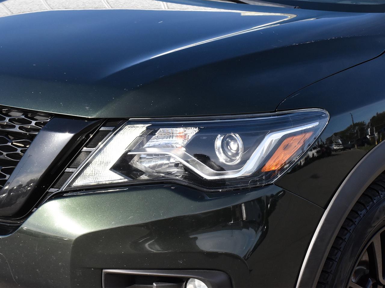 2020 Nissan Pathfinder SV Tech  - Navigation -  Heated Seats Photo