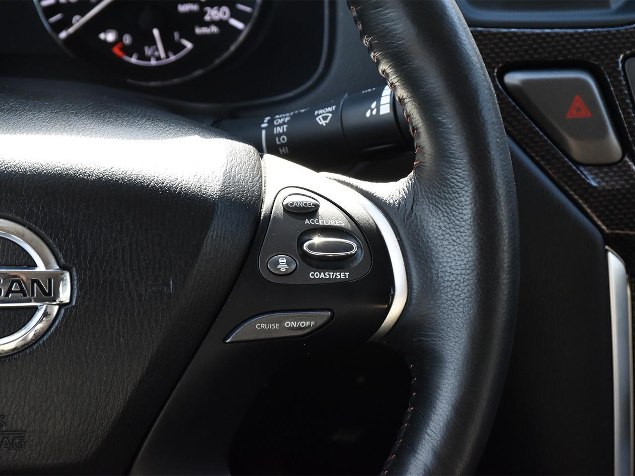 2020 Nissan Pathfinder SV Tech  - Navigation -  Heated Seats Photo