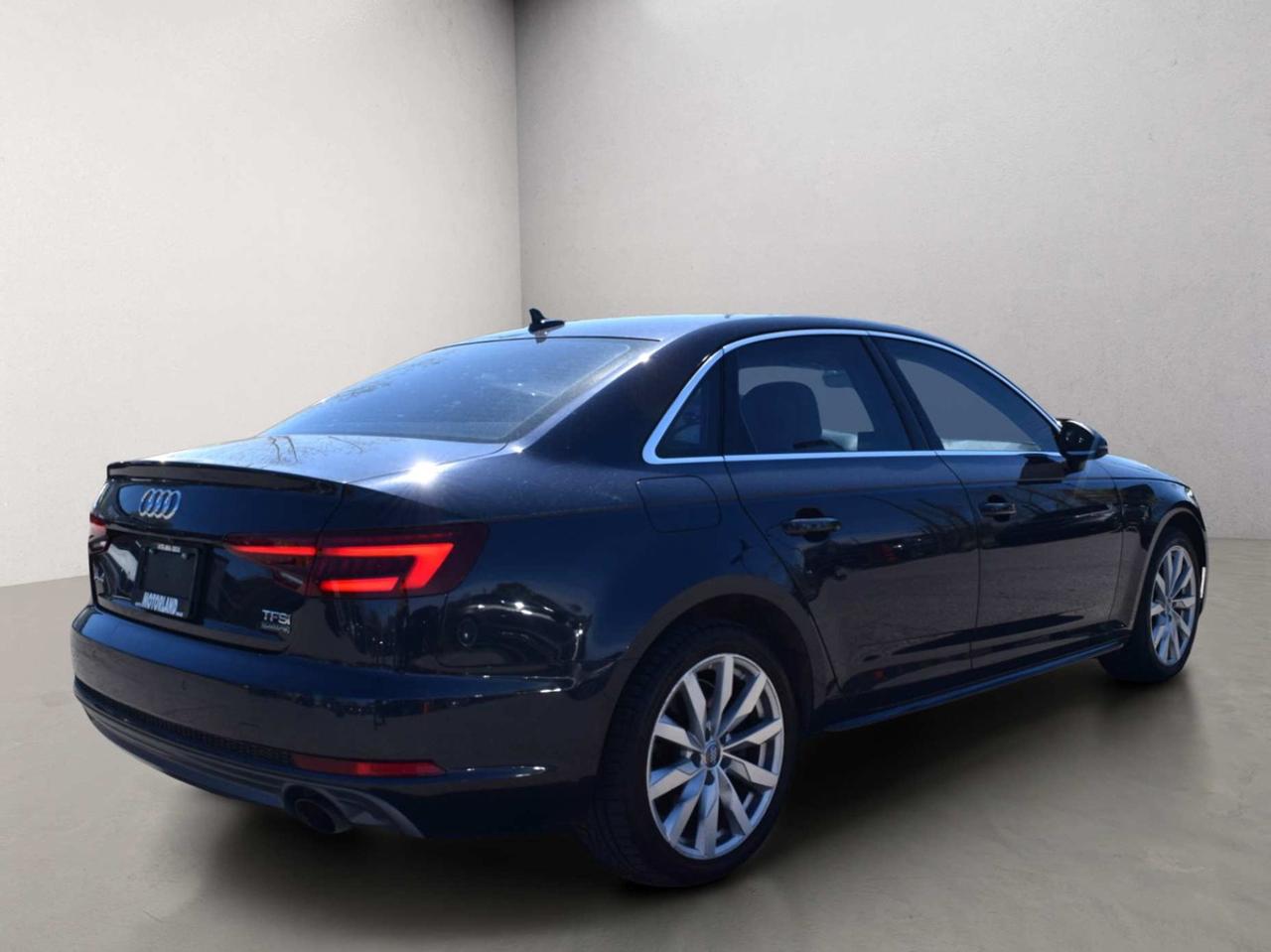 2018 Audi A4 Komfort Plus AWD Sunroof Photo