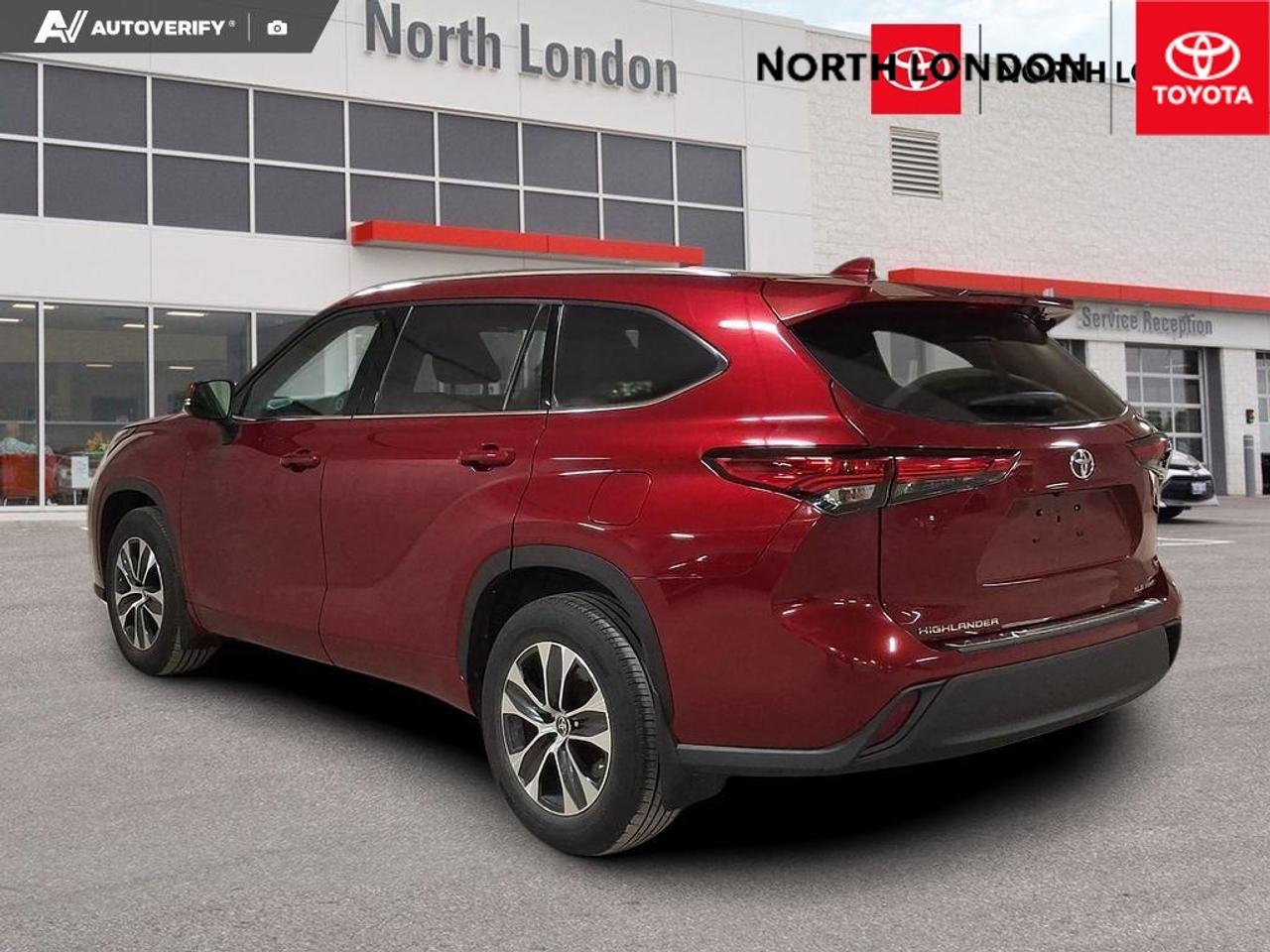 2021 Toyota Highlander XLE 4dr All-wheel Drive Photo