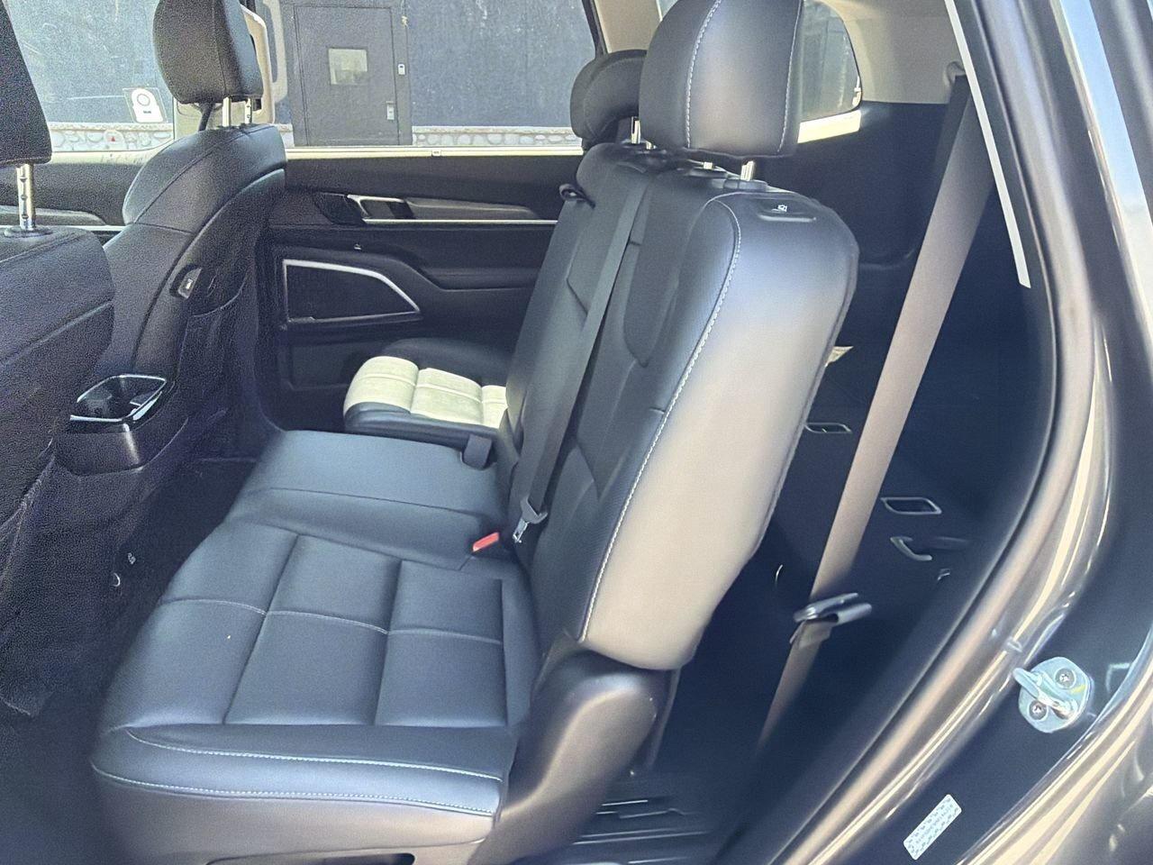 2021 Kia Telluride SX AWD CLEAN CARFAX   8 SEATER   MOONROOF   360CAM Photo