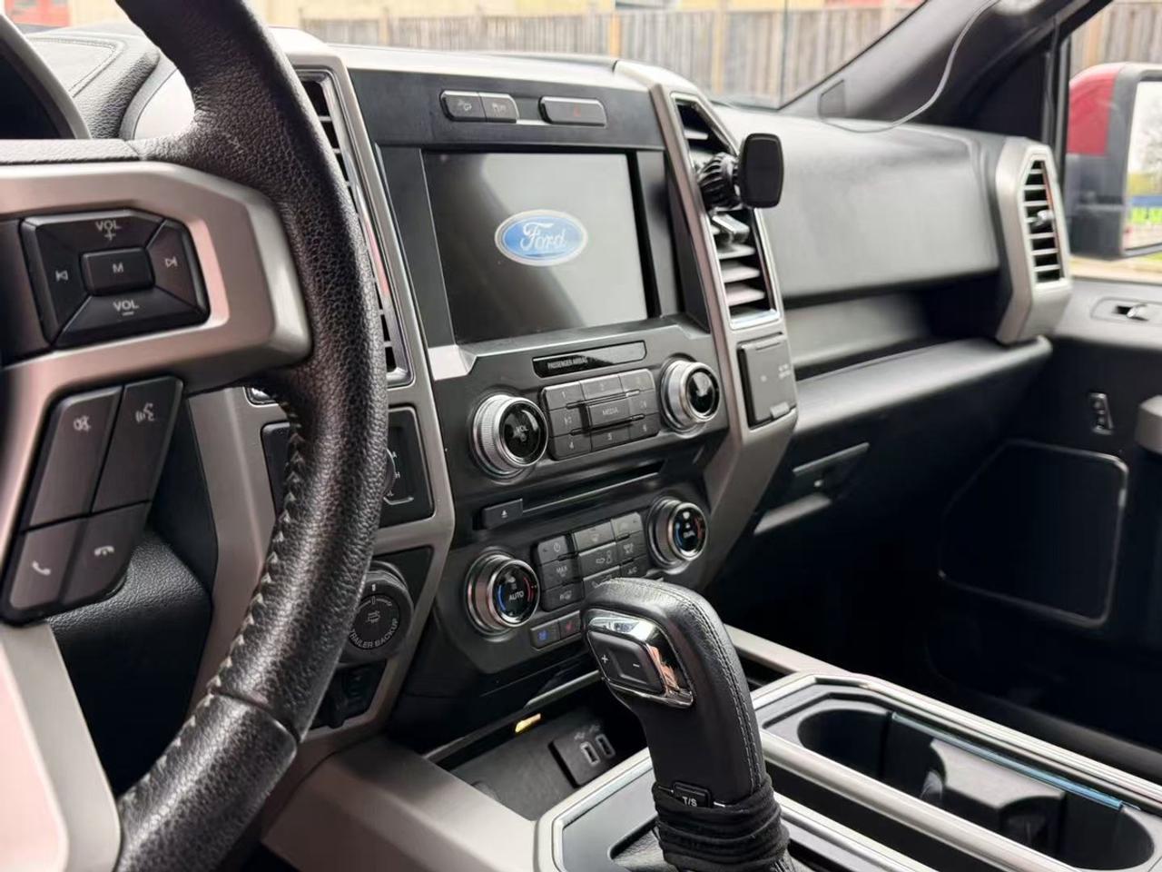 2016 Ford F-150 XLT Photo