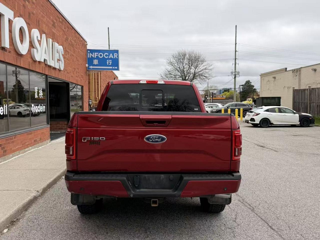 2016 Ford F-150 XLT Photo