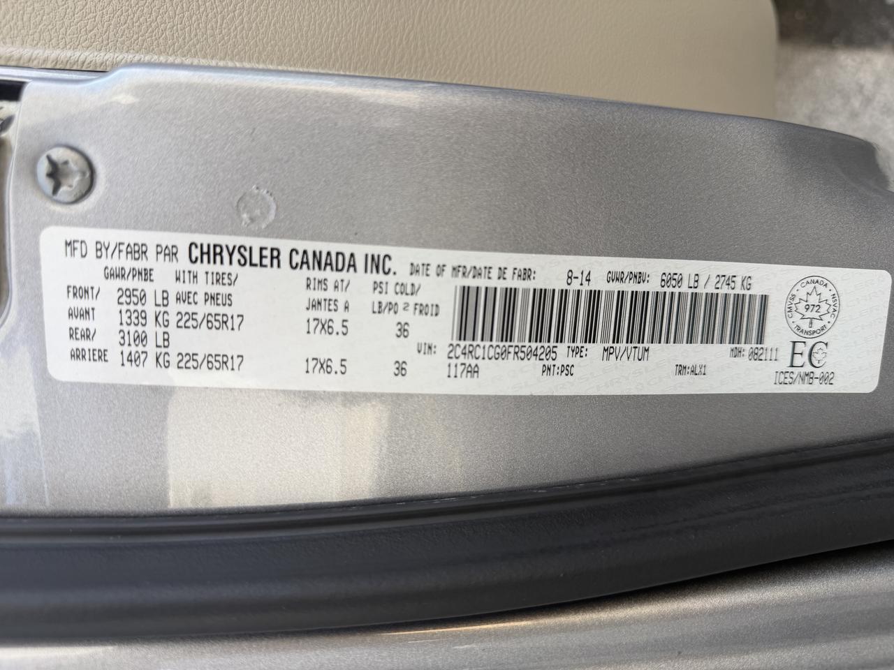 2015 Chrysler Town & Country Touring !! LEATHER !! POWER SEATS !! CAR FAX CLEAN Photo