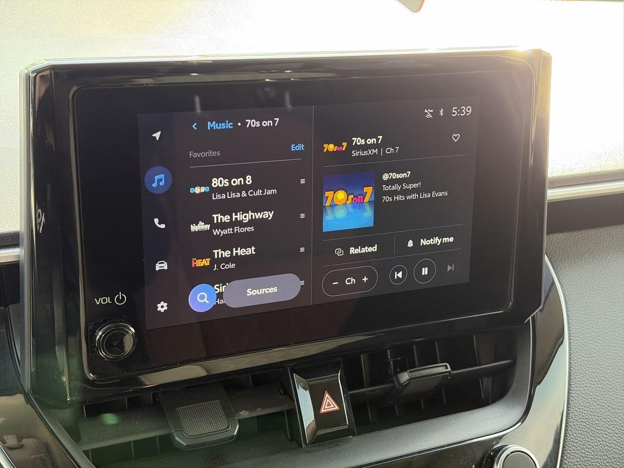 2025 Toyota Corolla LE Hybrid AWD APPLE CARPLAY/ ANDROID AUTO   WIRELE Photo