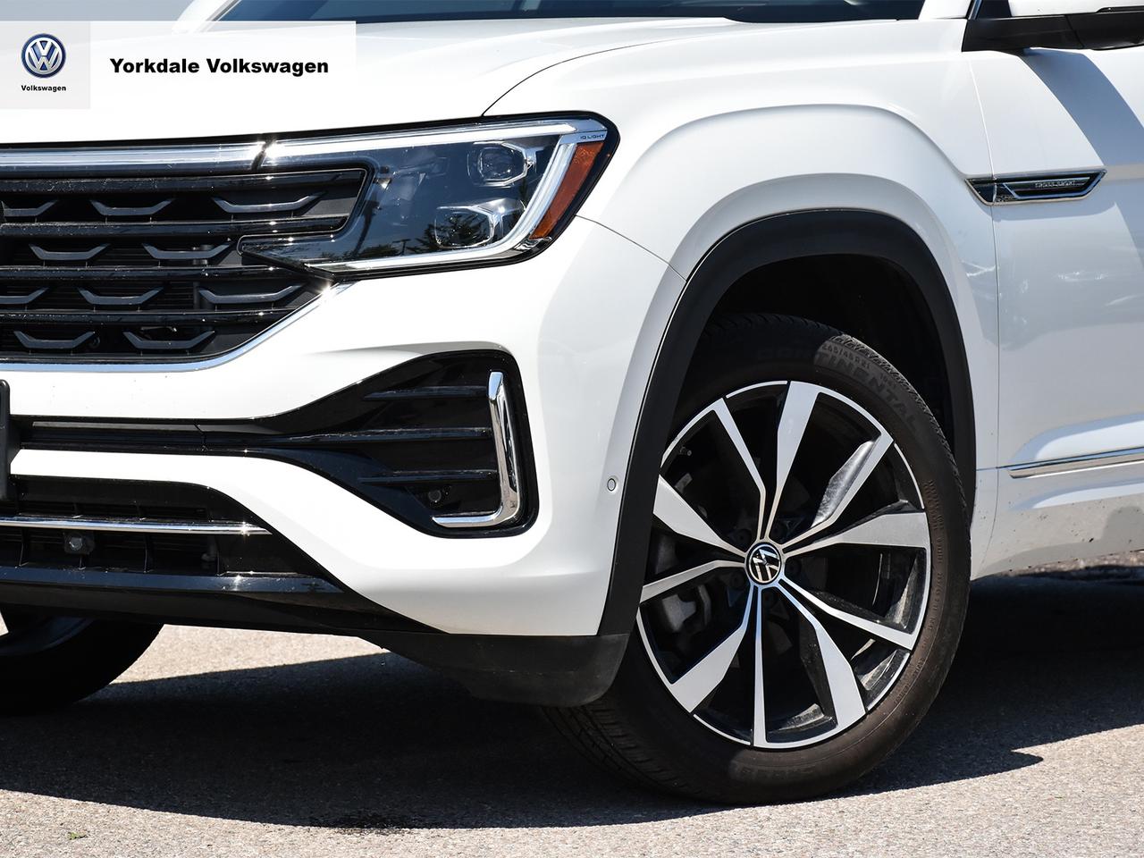 2025 Volkswagen Atlas Cross Sport  Photo