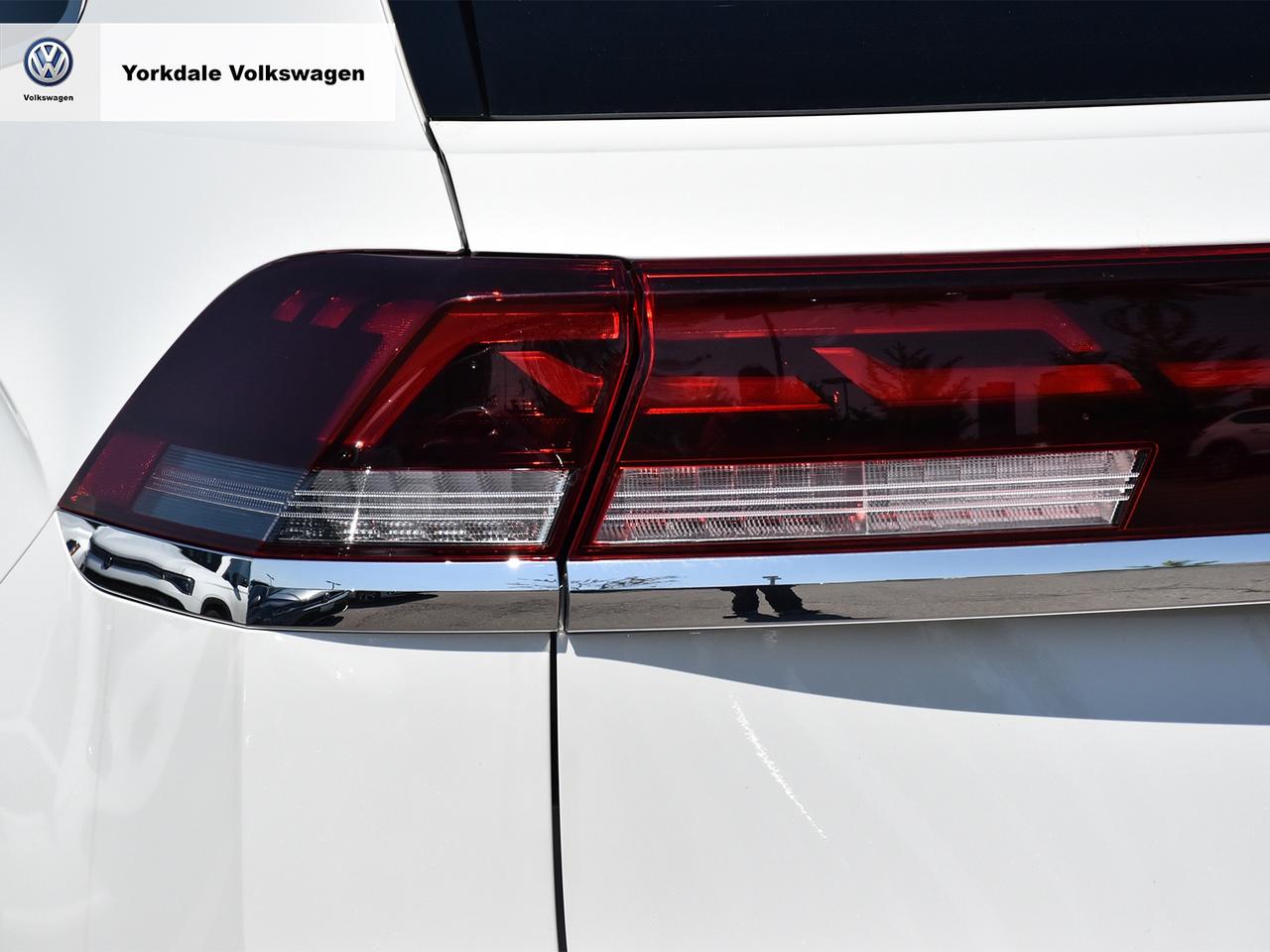 2025 Volkswagen Atlas Cross Sport  Photo