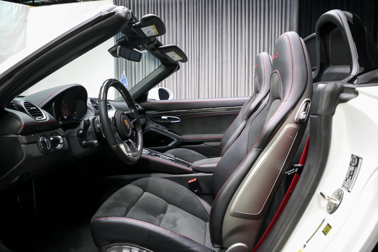 2024 Porsche 718 Boxster GTS 4.0 394HP PDK GTSINTERIOR NOACCIDENT WARRANTY Photo