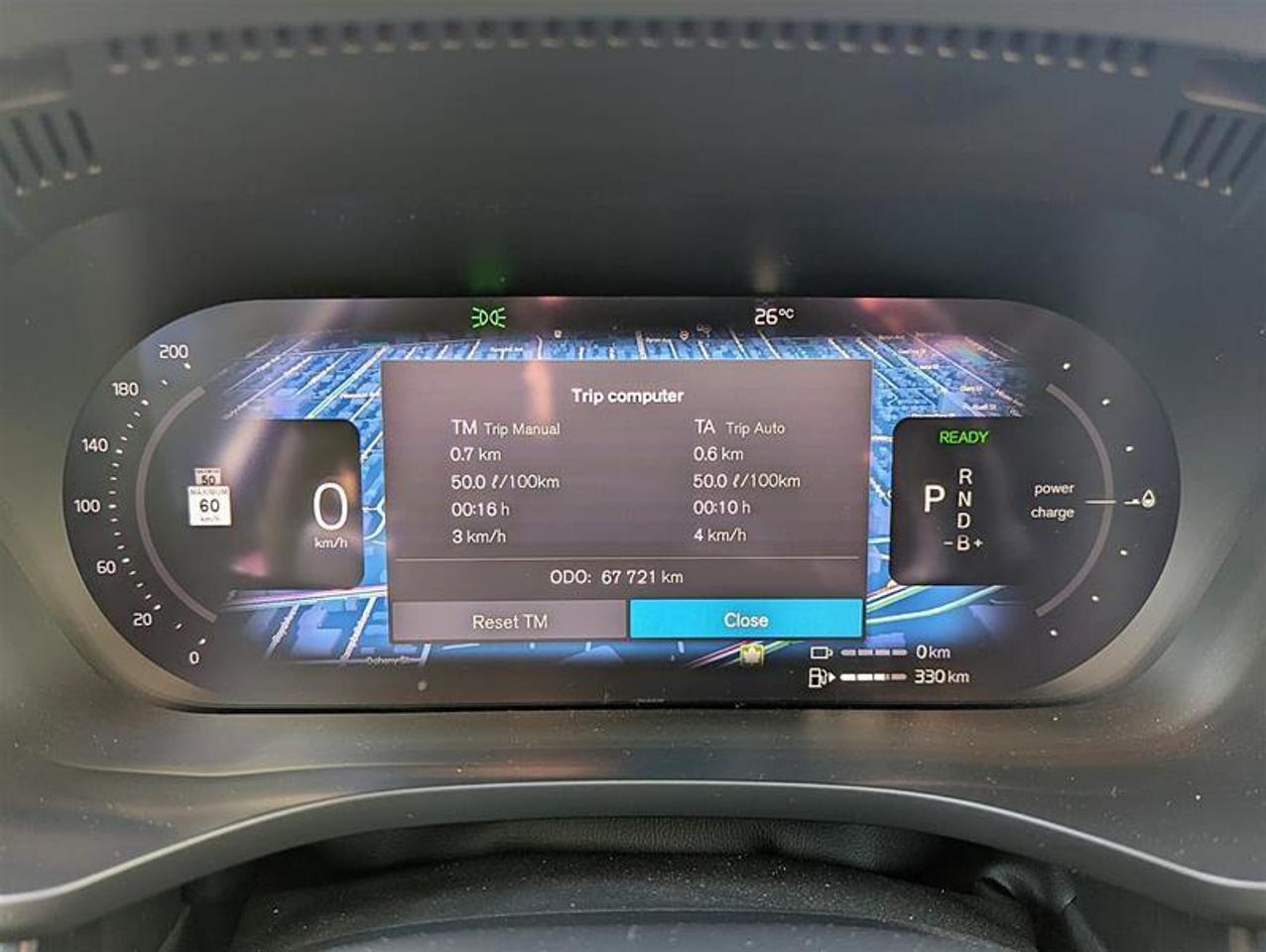 2022 Volvo XC60 T8 Expression   HK Audio   PHEV   AWD   Clean Photo