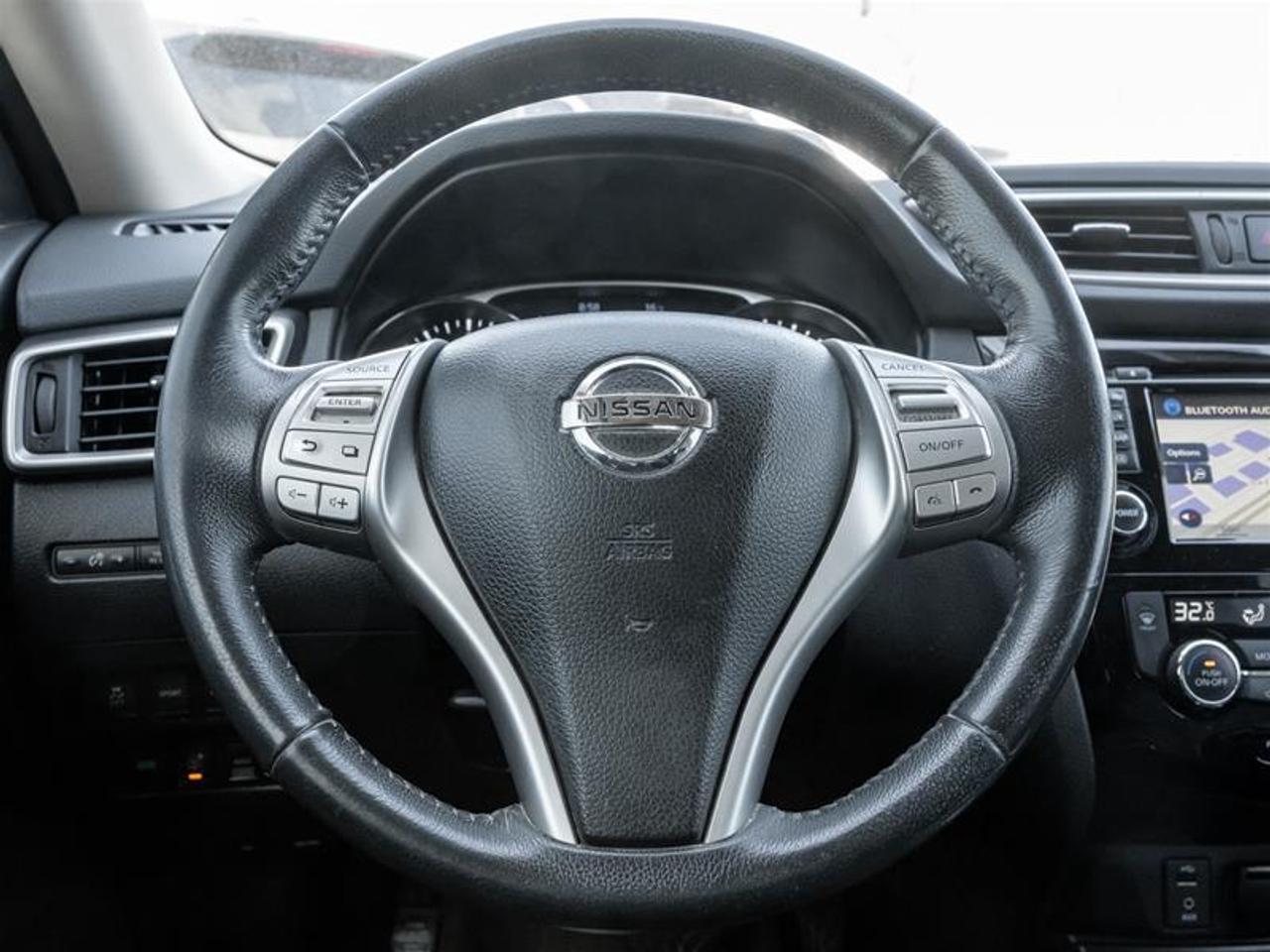 2016 Nissan Rogue SL Premium (CVT) 4dr All-Wheel Drive Photo