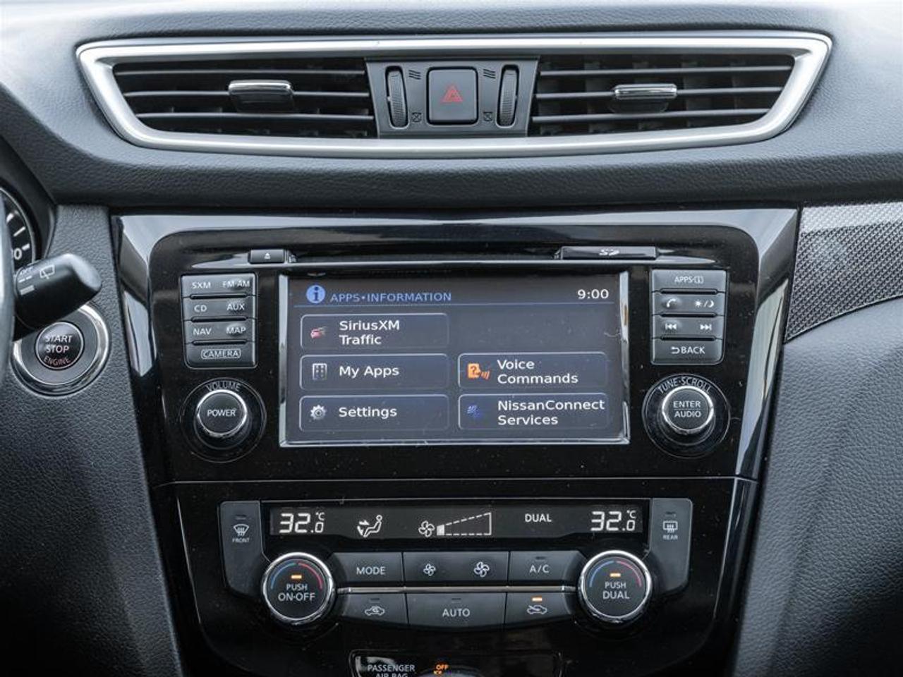 2016 Nissan Rogue SL Premium (CVT) 4dr All-Wheel Drive Photo