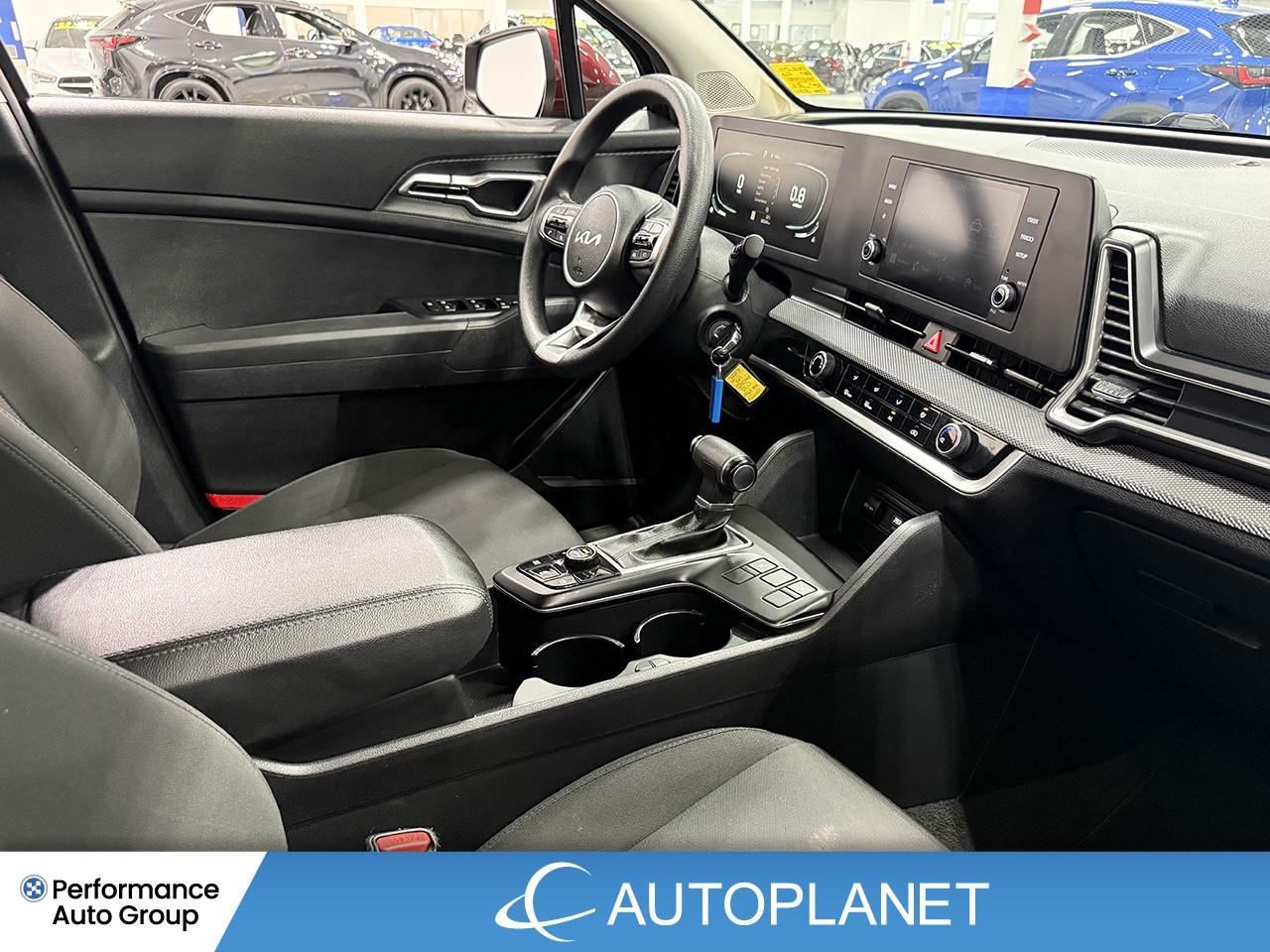 2023 Kia Sportage LX AWD, Heated Seats, Apple CarPlay, Back Up Cam! Photo