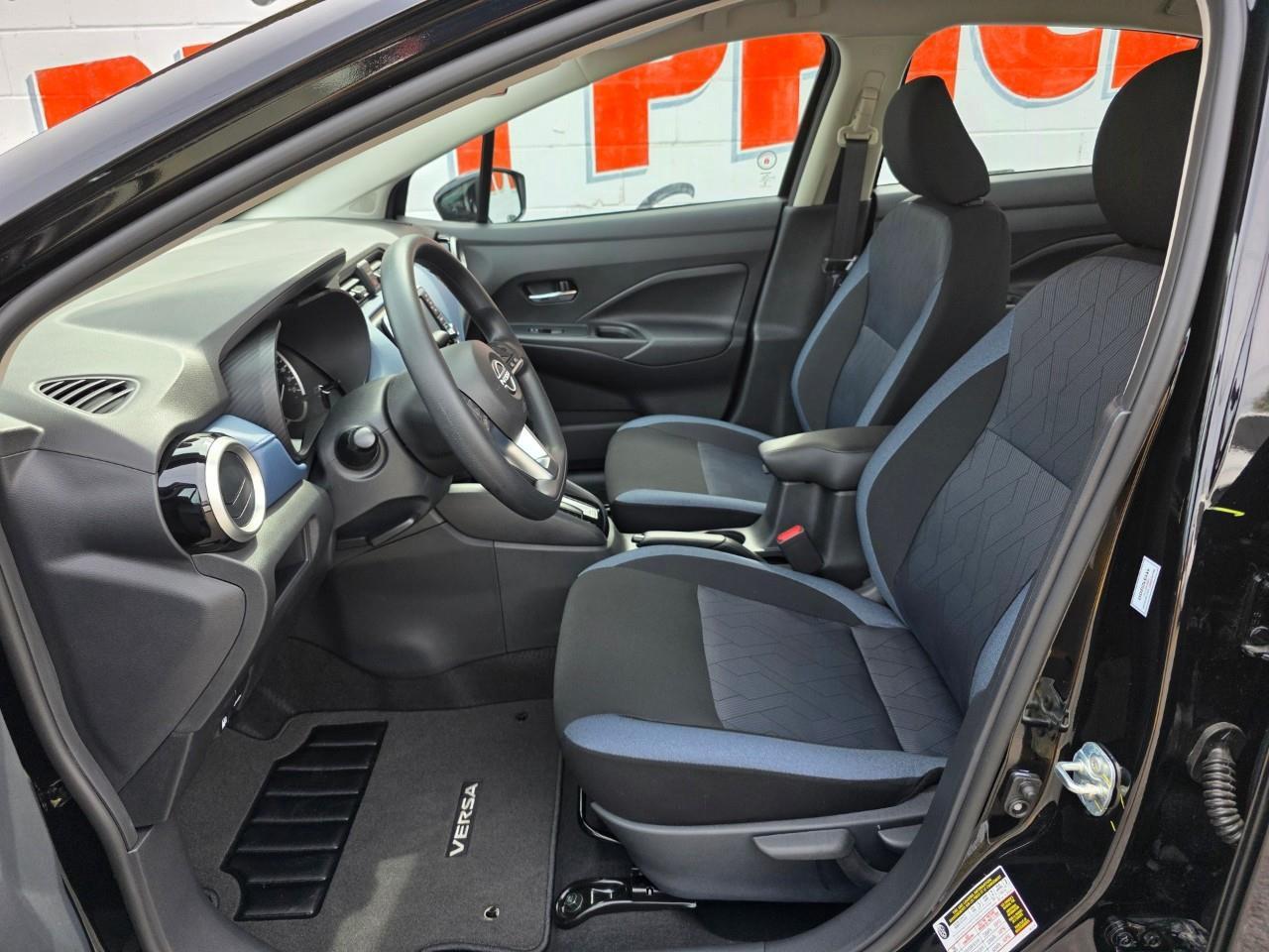 2025 Nissan Versa SV 4dr Sedan Photo