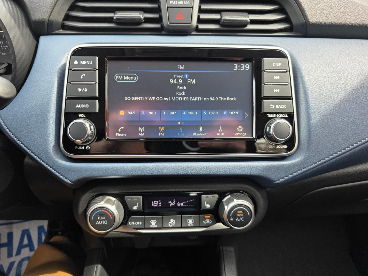 2025 Nissan Versa SV 4dr Sedan Photo