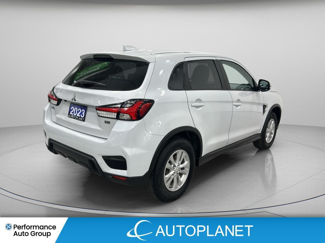 2023 Mitsubishi RVR SE AWD, Back Up Camera, Apple CarPlay,Heated Seats Photo