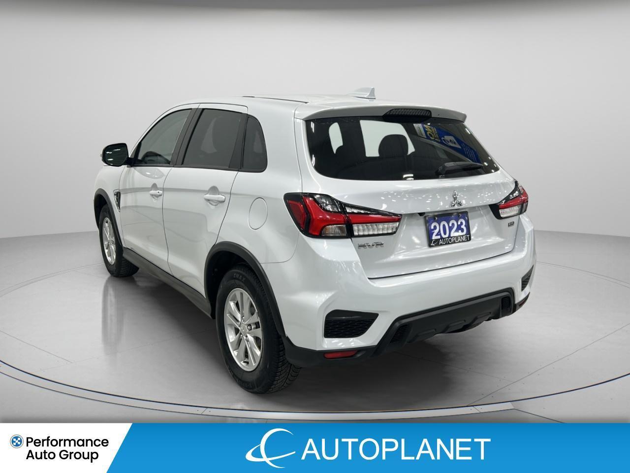 2023 Mitsubishi RVR SE AWD, Back Up Camera, Apple CarPlay,Heated Seats Photo