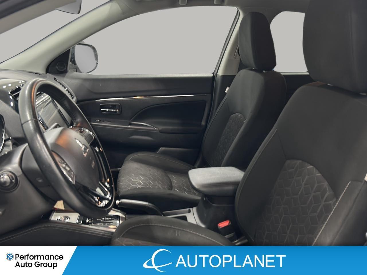 2023 Mitsubishi RVR SE AWD, Back Up Camera, Apple CarPlay,Heated Seats Photo