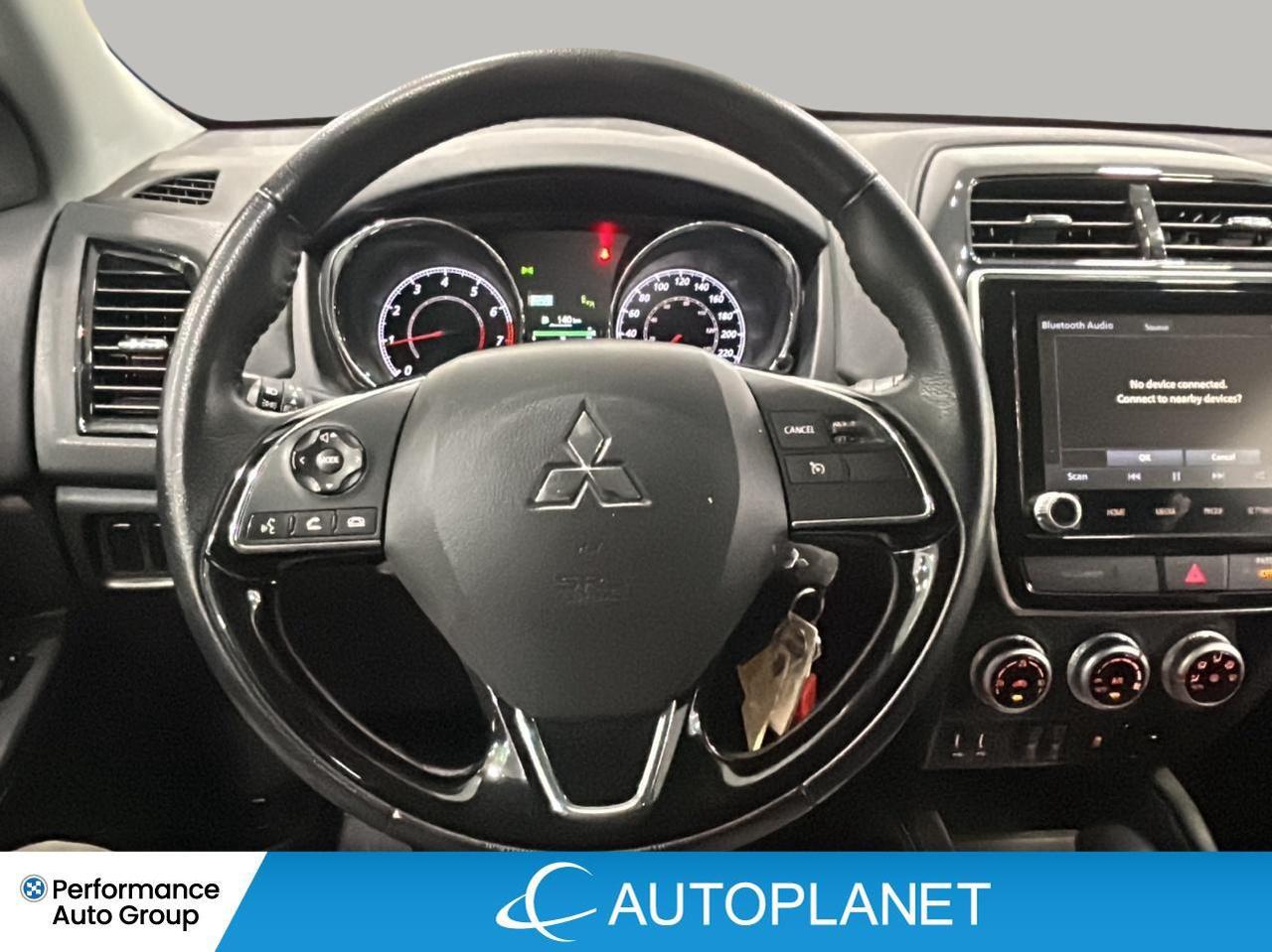 2023 Mitsubishi RVR SE AWD, Back Up Camera, Apple CarPlay,Heated Seats Photo
