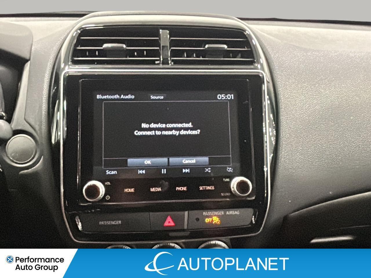 2023 Mitsubishi RVR SE AWD, Back Up Camera, Apple CarPlay,Heated Seats Photo