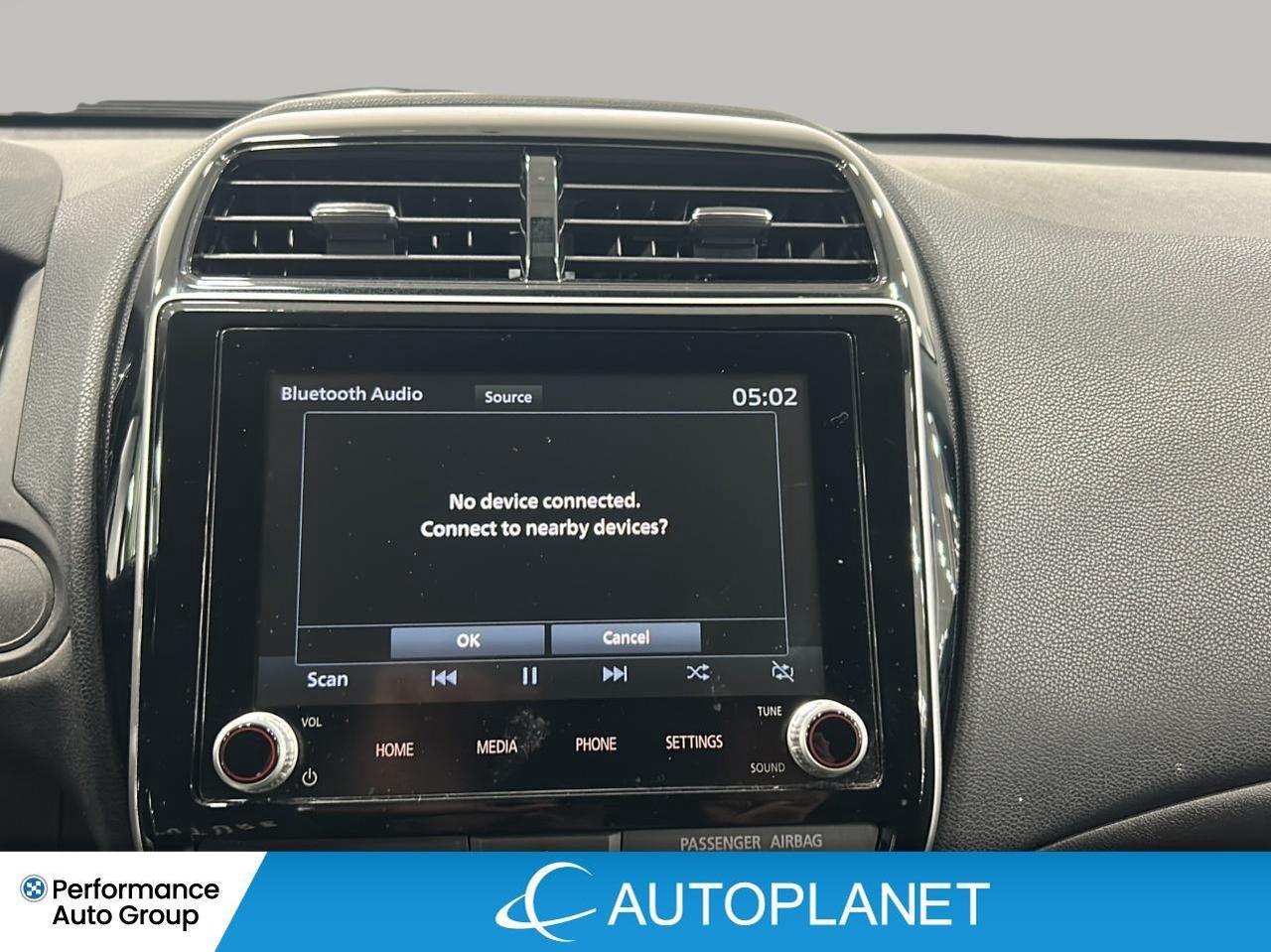 2023 Mitsubishi RVR SE AWD, Back Up Camera, Apple CarPlay,Heated Seats Photo