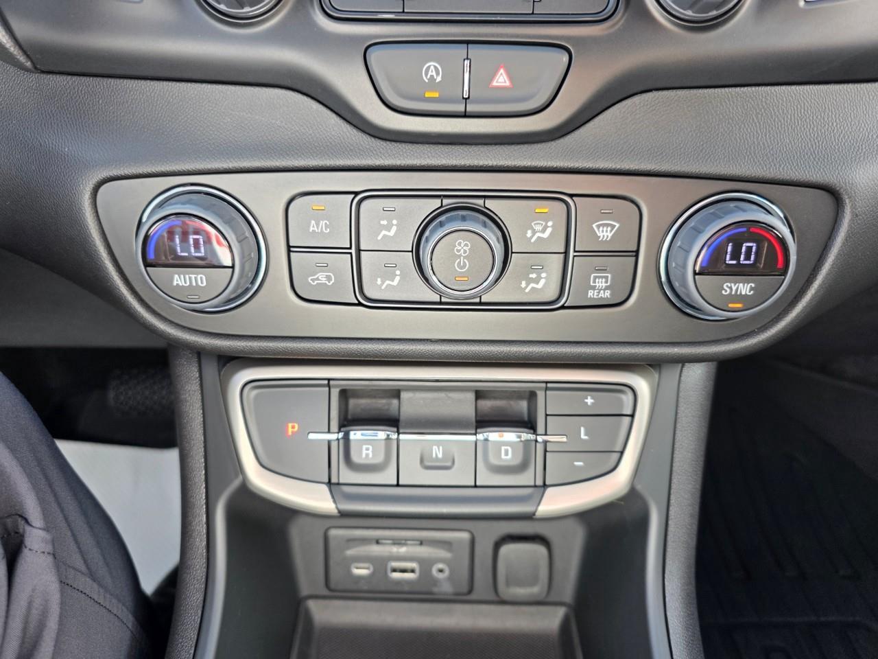 2024 GMC Terrain Denali 4dr All-Wheel Drive Photo