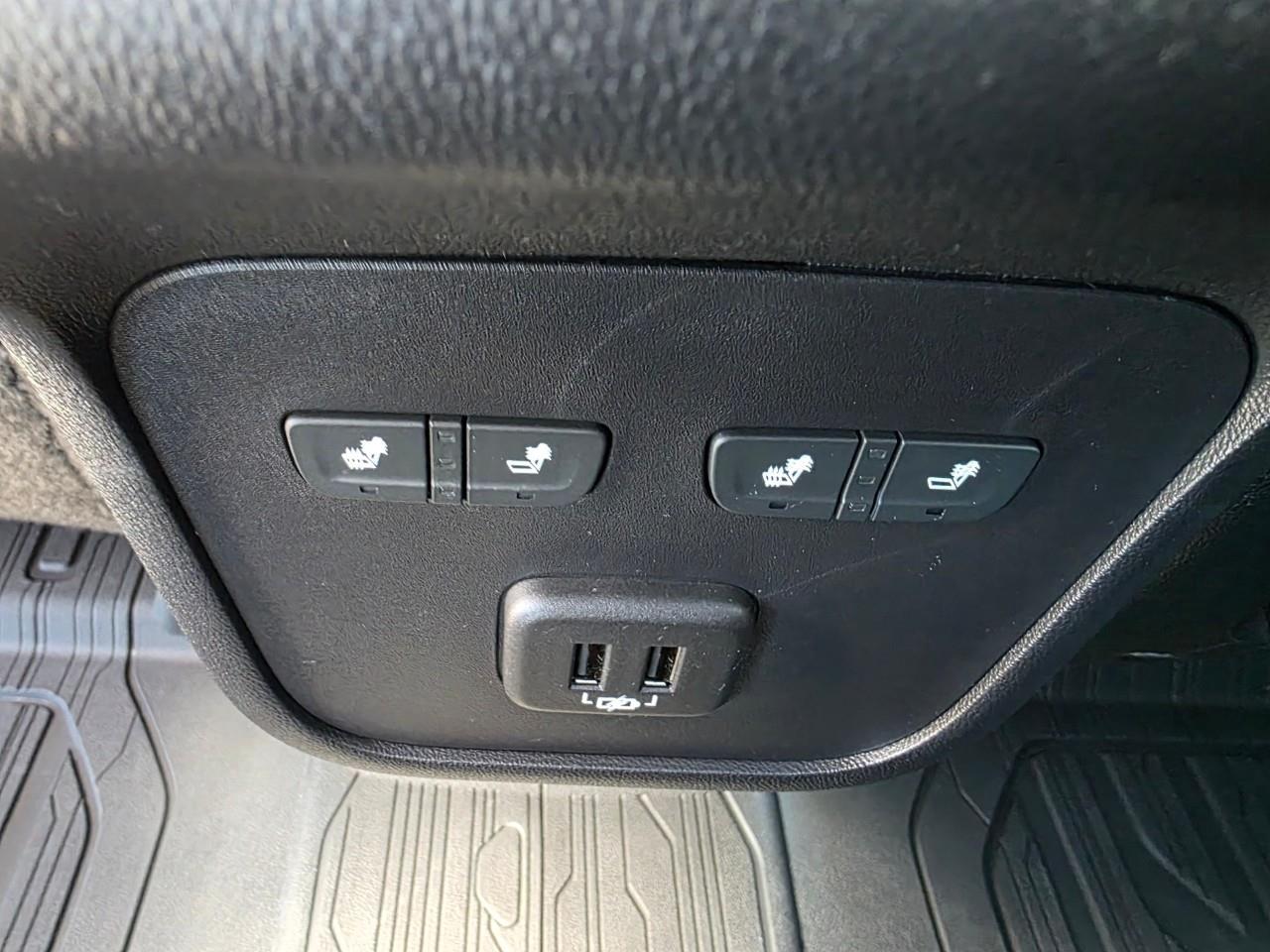 2024 GMC Terrain Denali 4dr All-Wheel Drive Photo