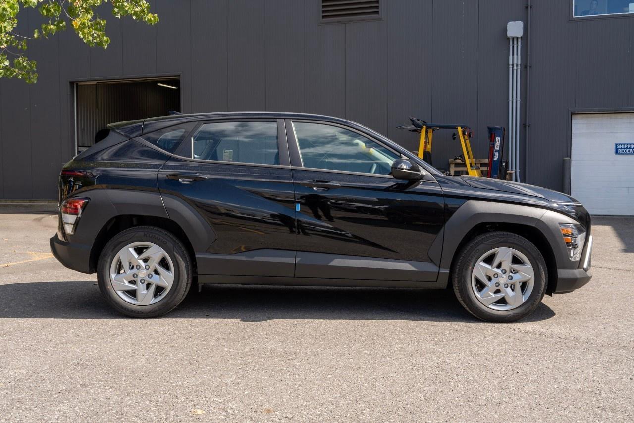 2026 Hyundai KONA 2.0L Essential AWD Photo