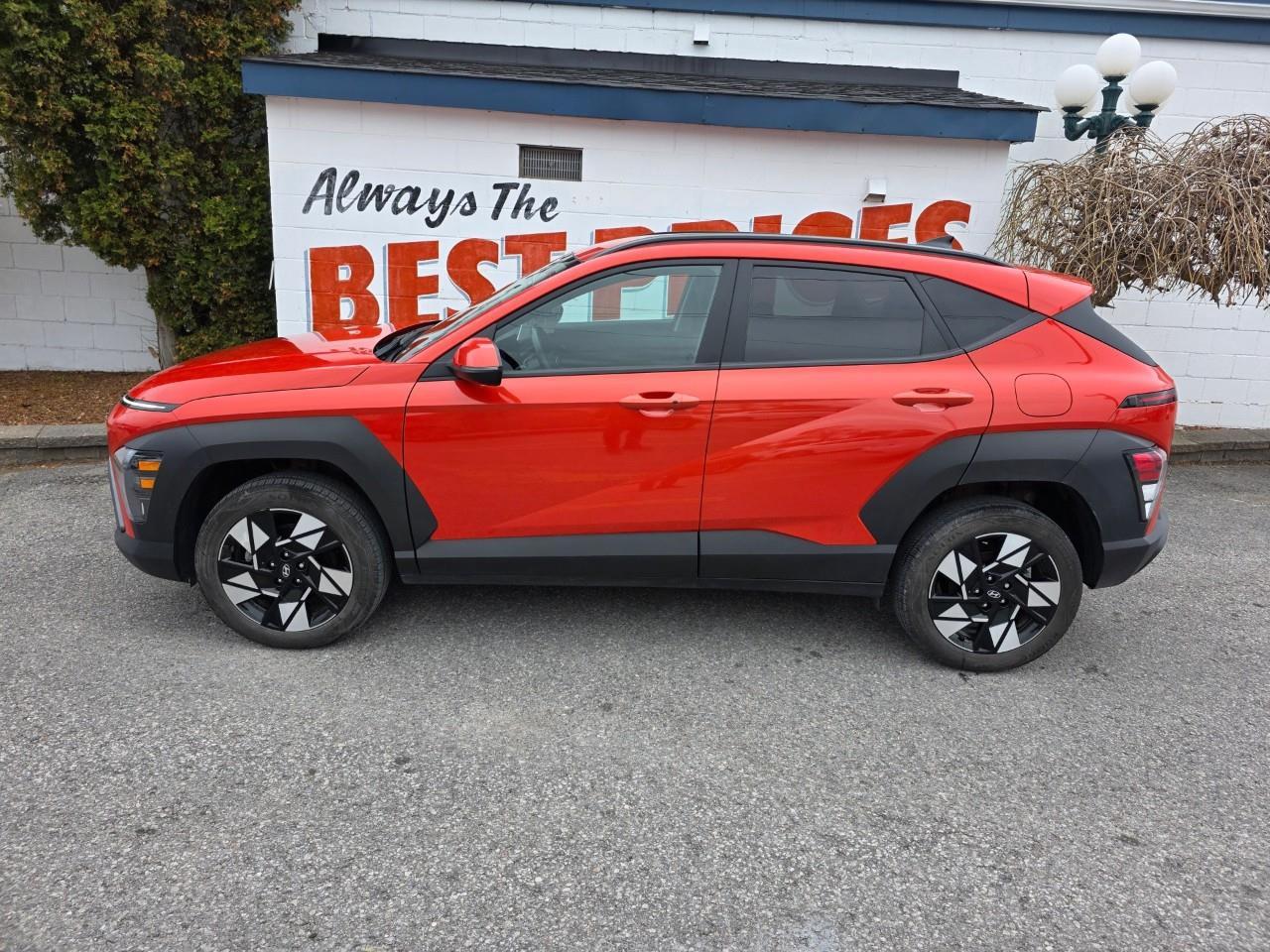 2024 Hyundai KONA 2.0L Preferred 4dr All-Wheel Drive Photo4