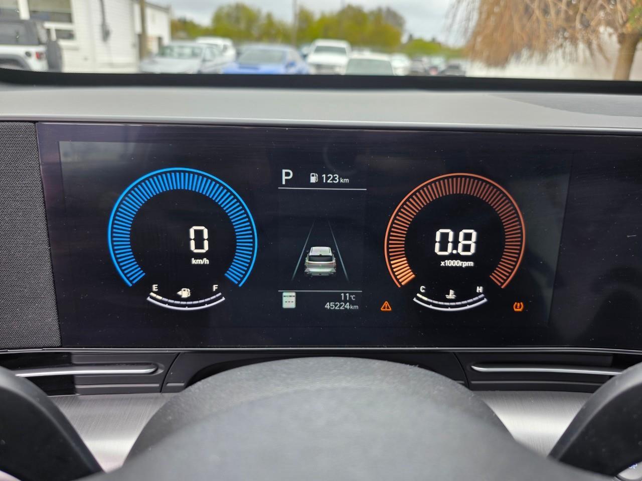 2024 Hyundai KONA 2.0L Preferred 4dr All-Wheel Drive Photo