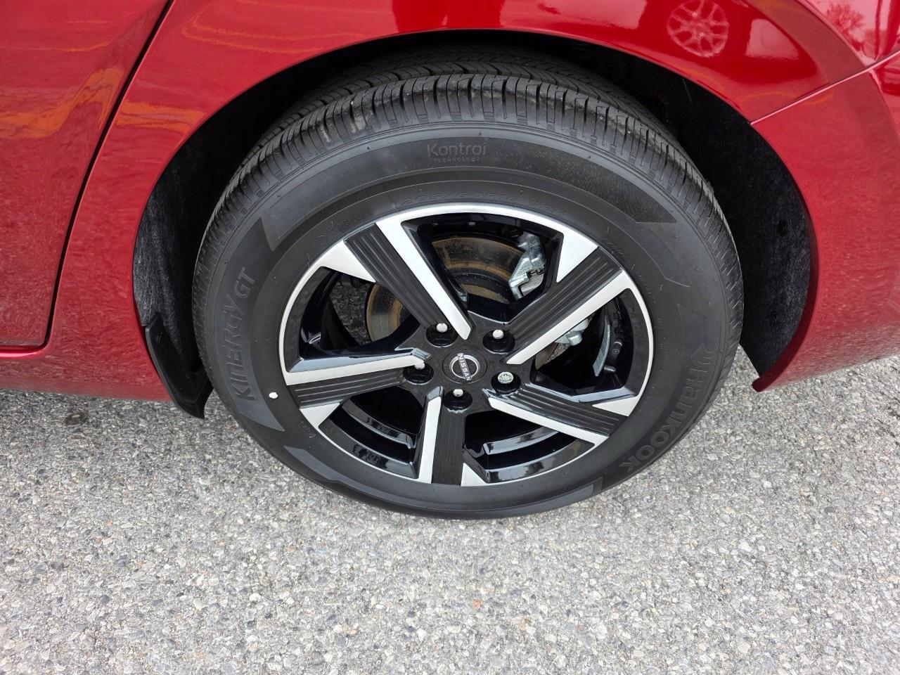 2025 Nissan Sentra SV 4DR SEDAN Photo