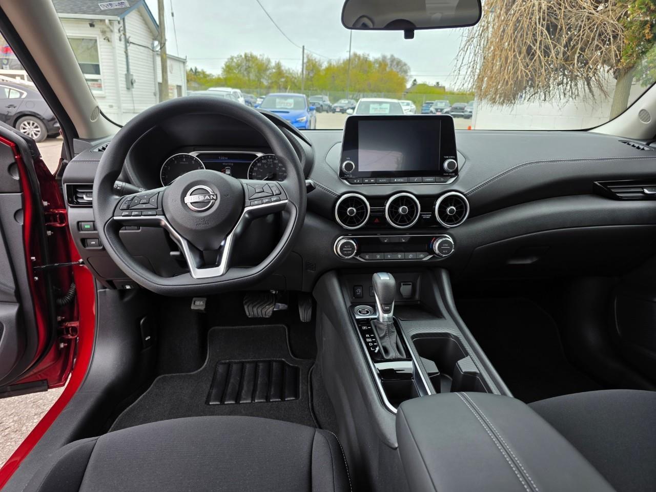 2025 Nissan Sentra SV 4DR SEDAN Photo