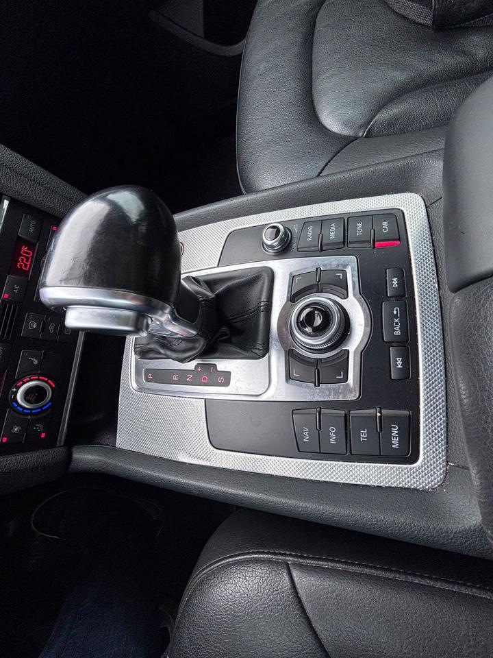 2015 Audi Q7 3.0 Premium Photo