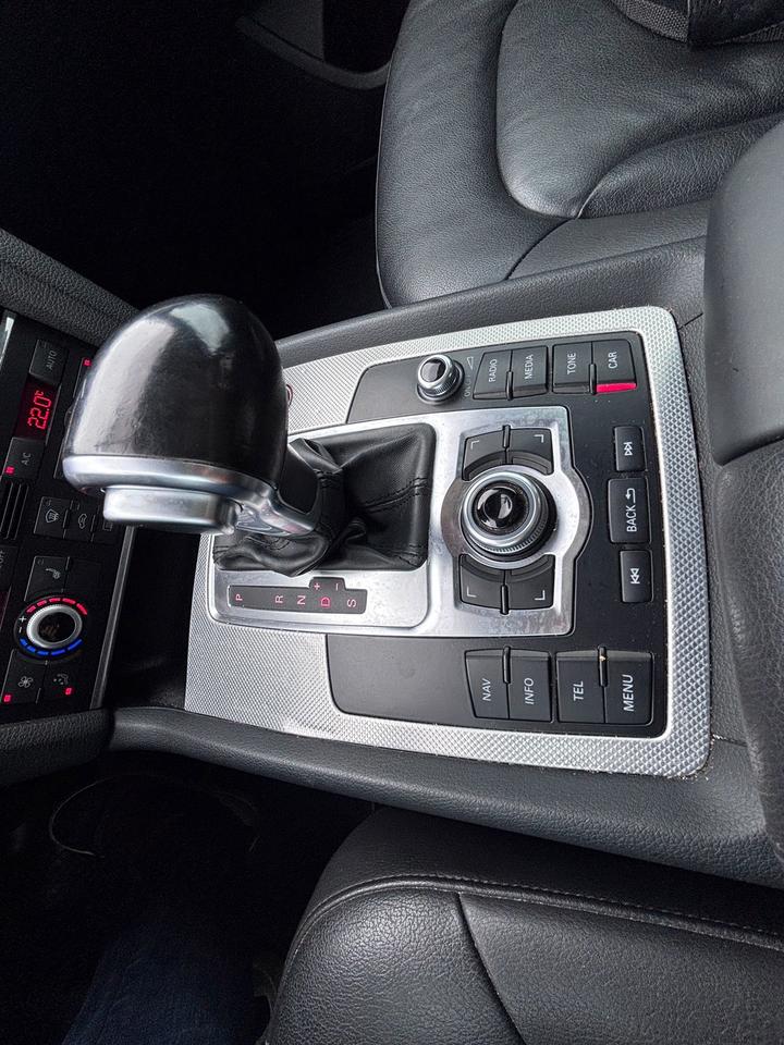 2015 Audi Q7 3.0 Premium Photo