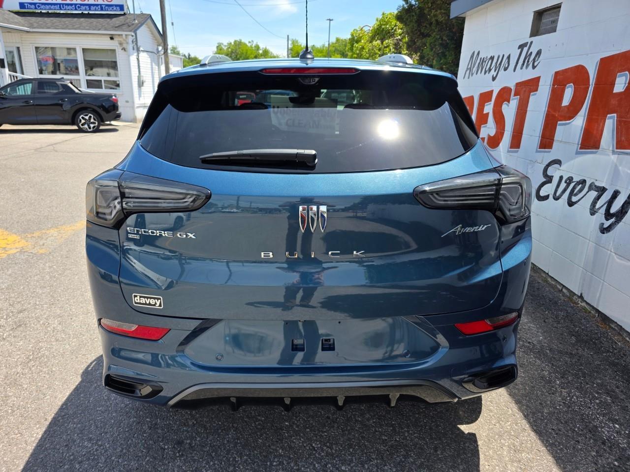 2024 Buick Encore GX Avenir 4dr All-Wheel Drive Photo