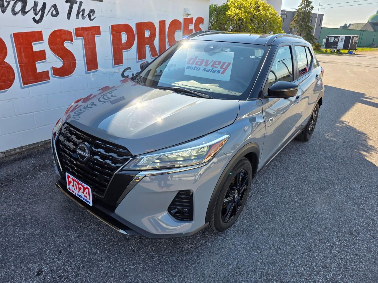 2024 Nissan Kicks SR 4dr Front-Wheel Drive Photo0
