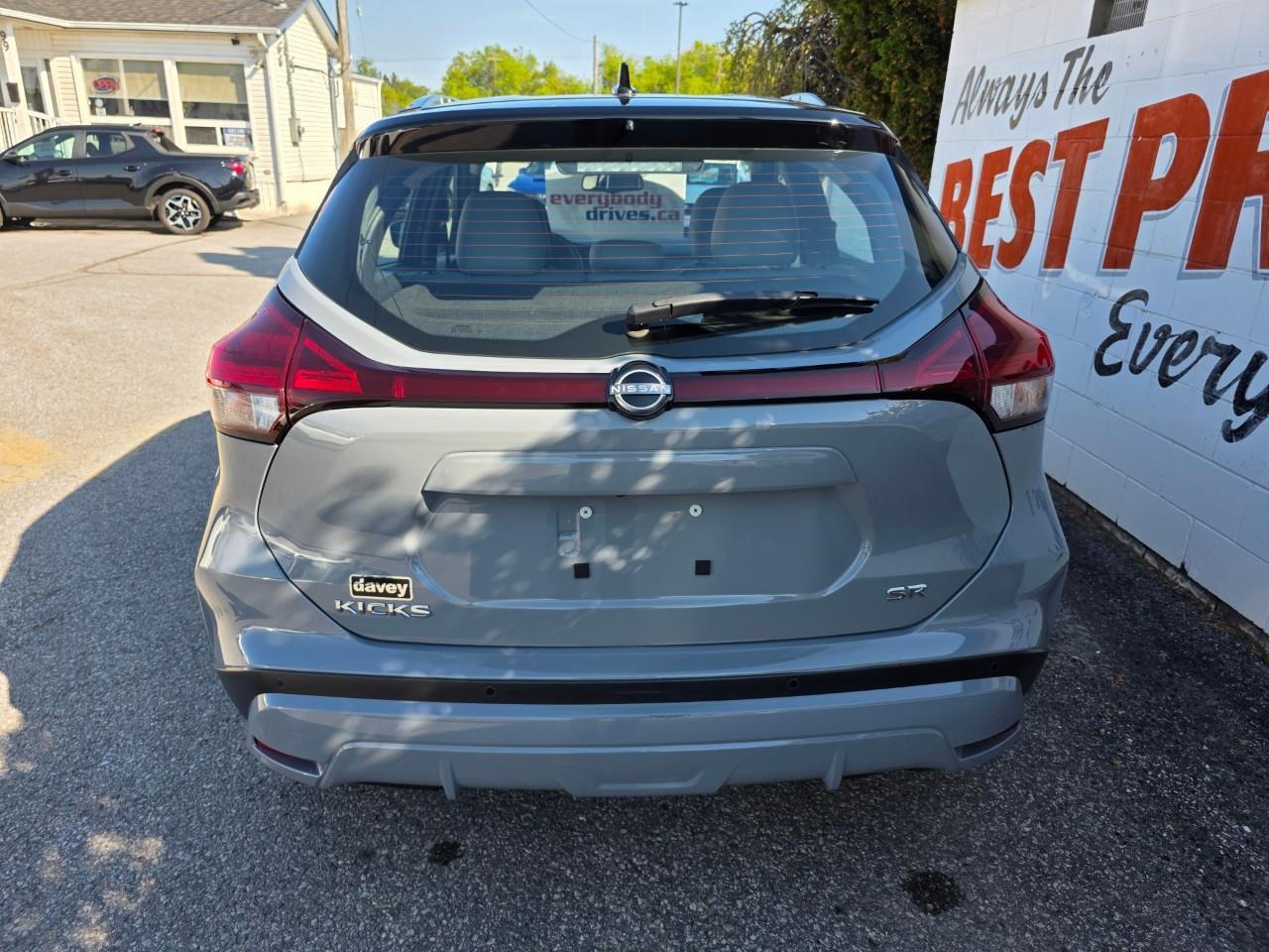 2024 Nissan Kicks SR 4dr Front-Wheel Drive Photo