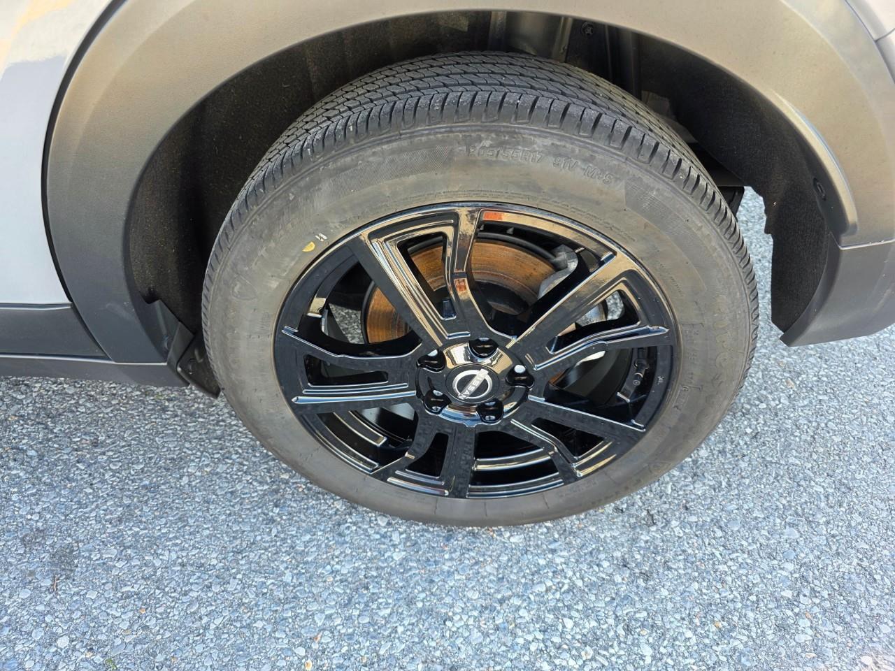 2024 Nissan Kicks SR 4dr Front-Wheel Drive Photo